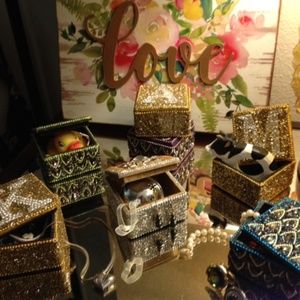 2/$15 Tiny-boxes on dresser, Tiny-boxes-tiny stuff